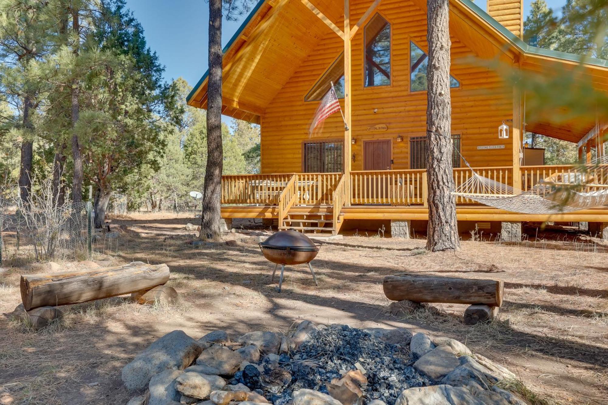 Dog-Friendly Nutrioso Cabin With Wraparound Porch! المظهر الخارجي الصورة